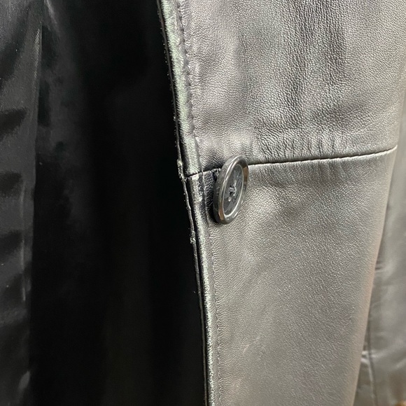 Leather Jacket - Picture 4 of 7